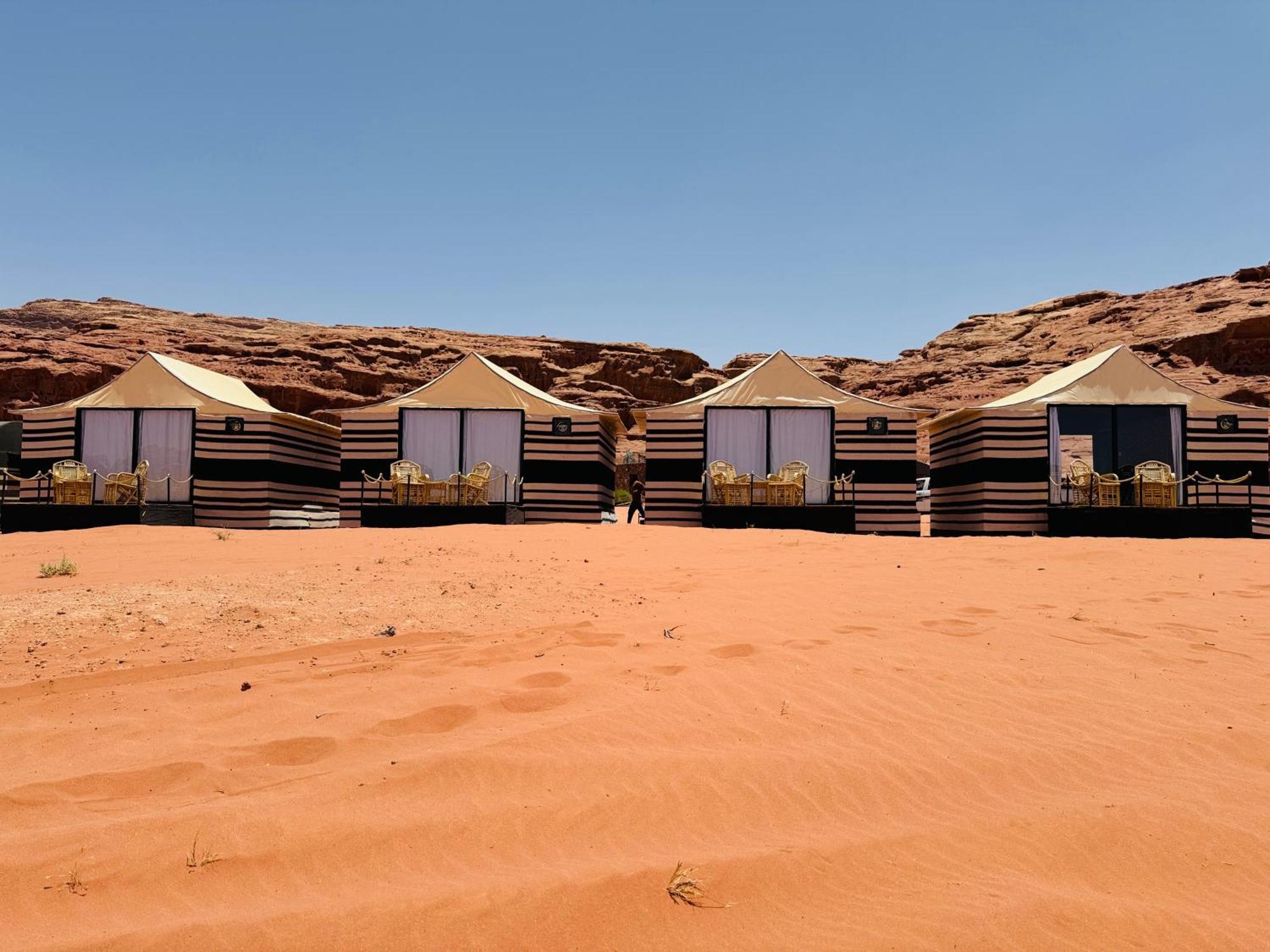 Desert Bedouin Adventure Ξενοδοχείο Ουάντι Ραμ Εξωτερικό φωτογραφία